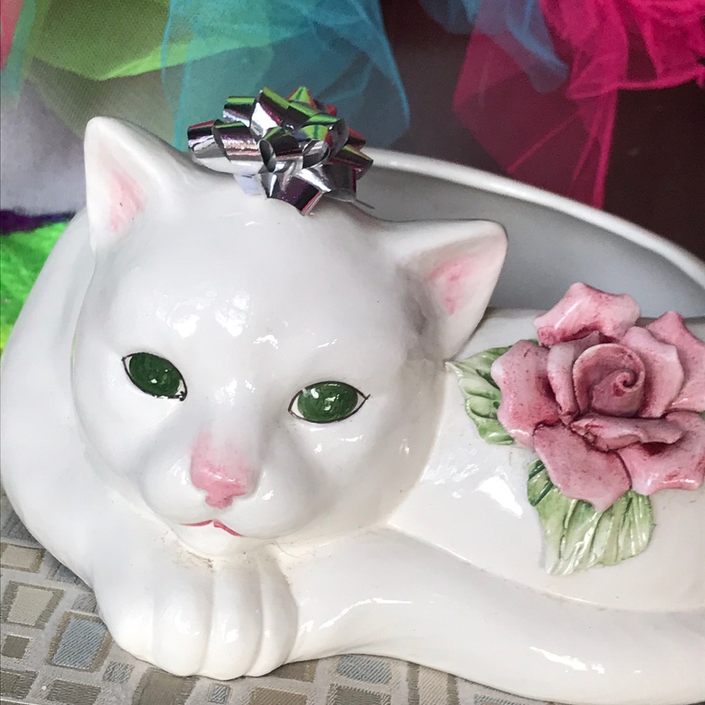 Italian Kitty Cat Decor